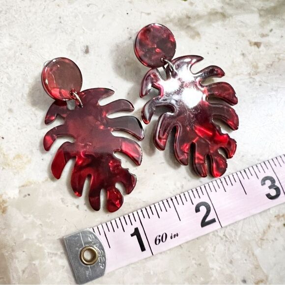 Ruby Monstera Leaf Resin Earrings - Picture 6 of 7